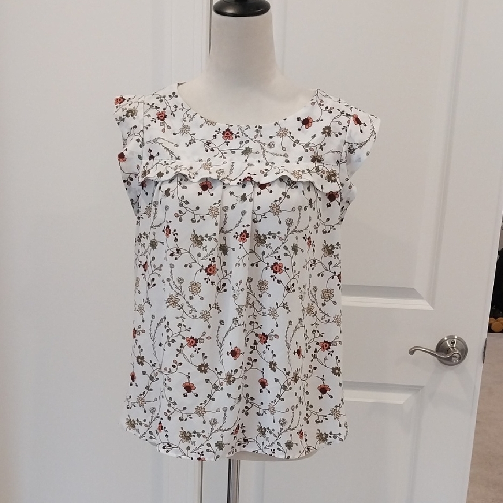 LOFT White Floral Ruffle Cap-Sleeve Blouse